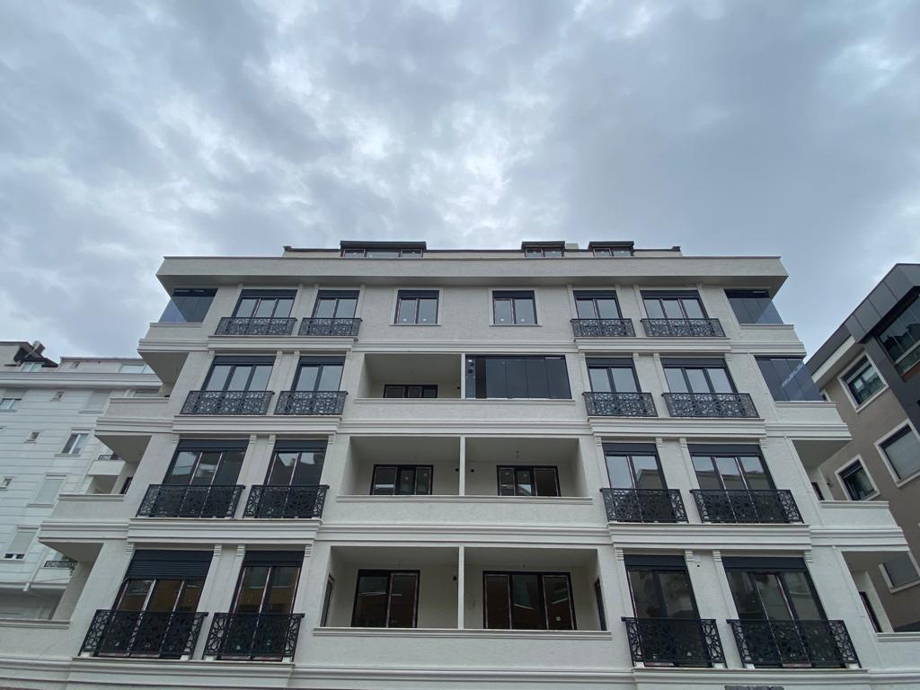 KÜÇÜKYALI EREN APARTMANI